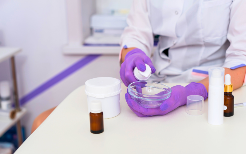 O gel mucoadesivo se apresenta como uma alternativa eficiente para evitar infecções secundárias que comprometem ainda mais a saúde do paciente