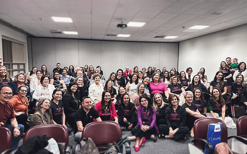 O simpósio proporcionou rica programação científica com palestras sobre temas variados